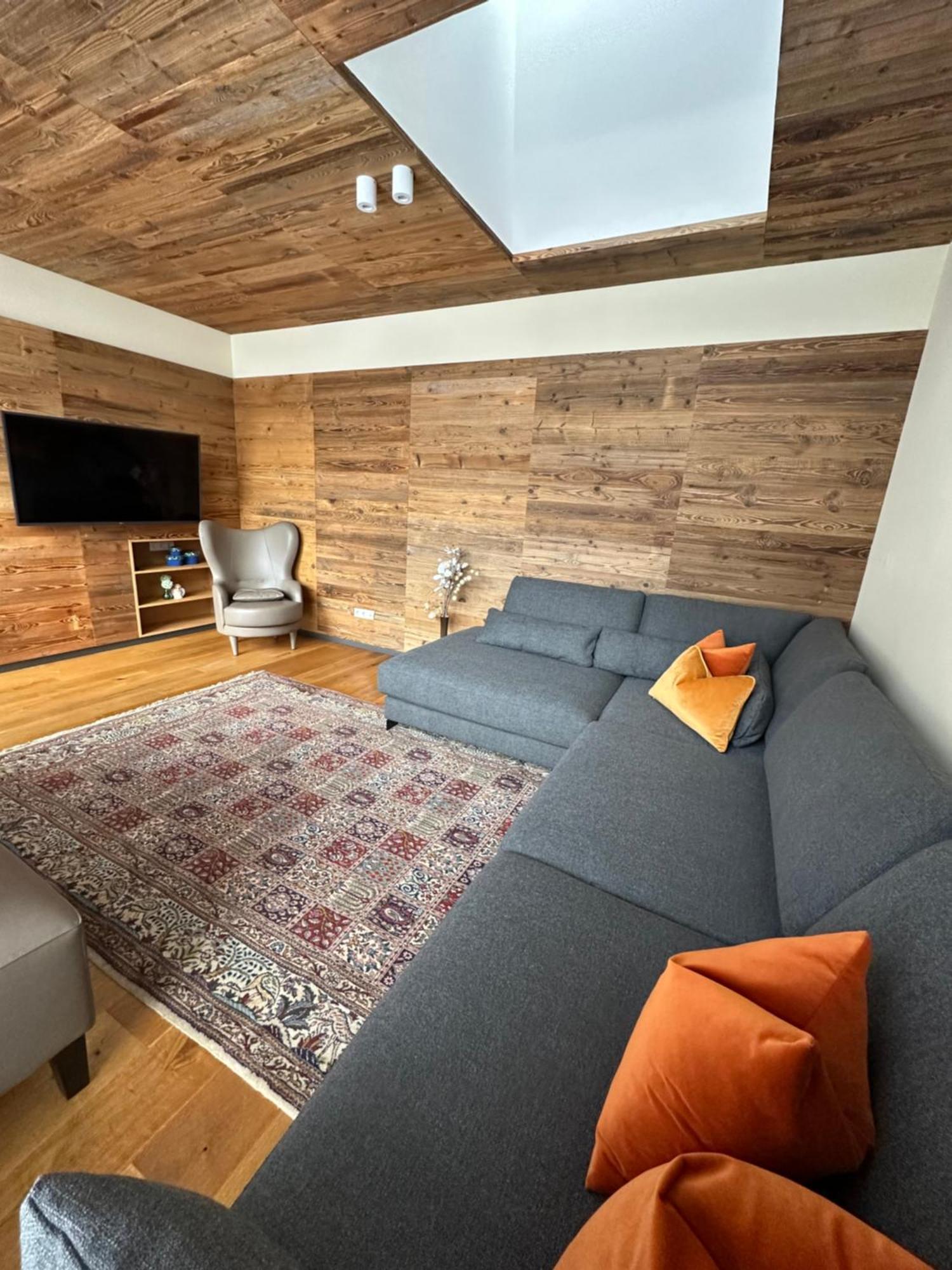 423 - Penthouse Centrum Near Area Apartmán