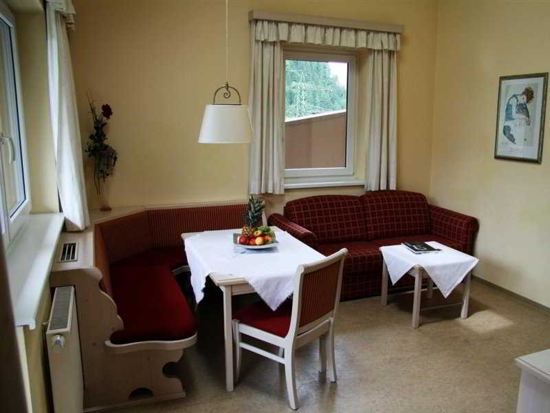 423 - Penthouse Centrum Near Area